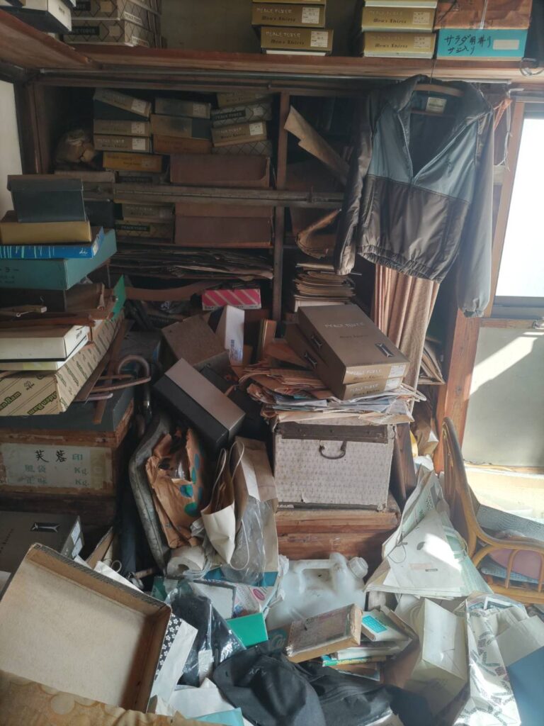 朝霞市で戸建て(築40年/4LDK)の家財整理